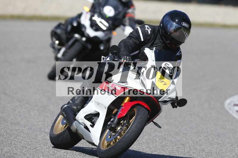 /01 02.04.2026 MAZ ADR/Gruppe gelb Gruppe gruen/56